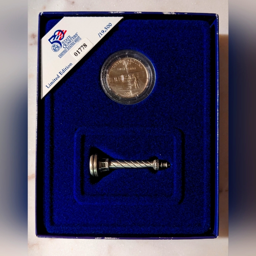 North Carolina 2001 Coin and Figure Set, Hallmark, Limited Edition w/COA